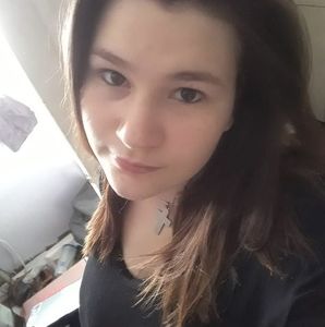 Meet your Posher, Katelyn